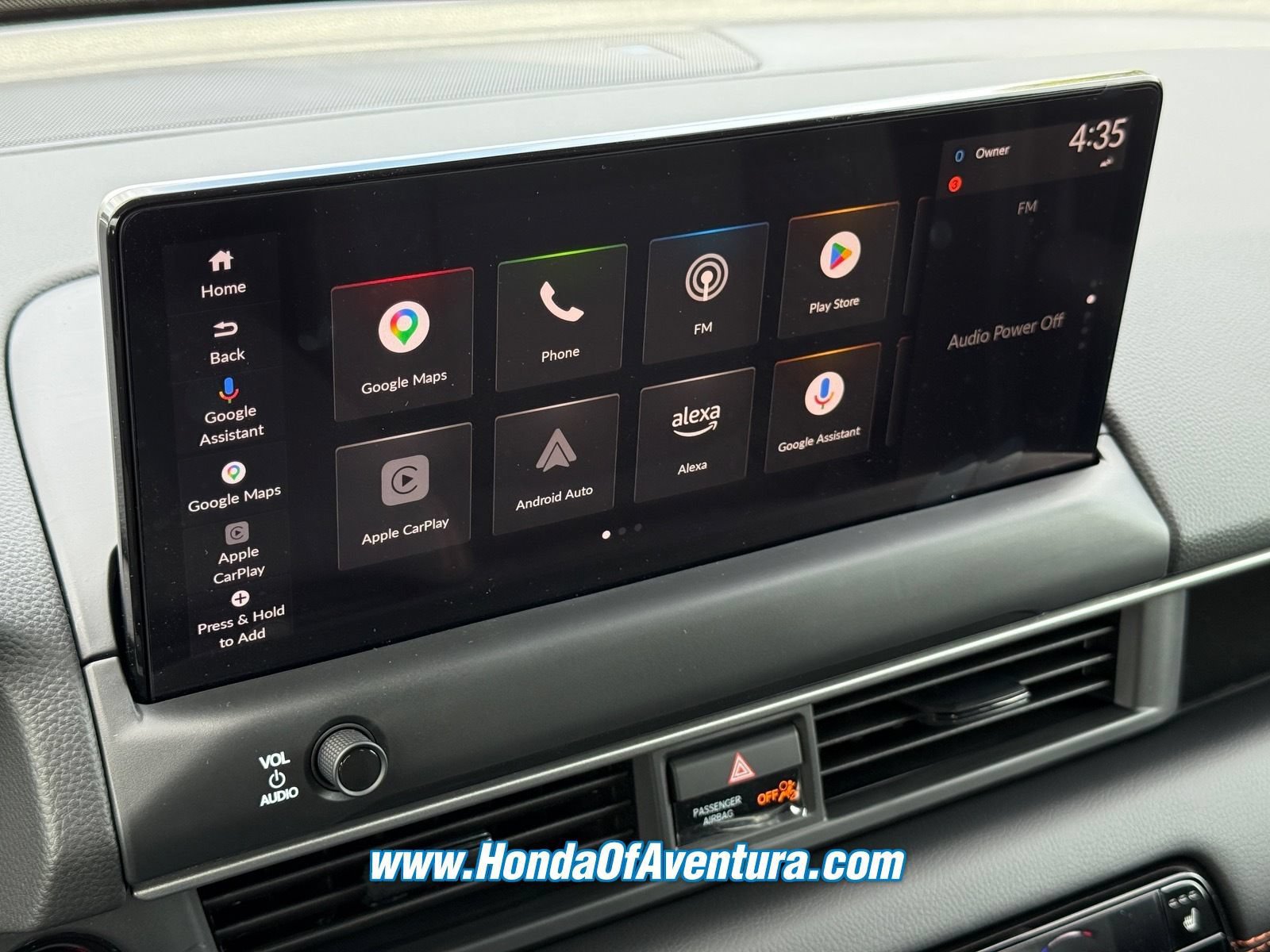 New 2026 Honda Pilot Sport image 18