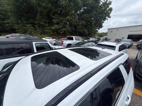 Used 2024 Hyundai Palisade Calligraphy AWD/4WD image 5