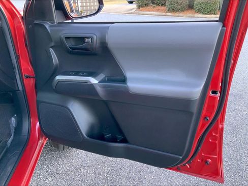 Used 2023 Toyota Tacoma SR5 w/ Technology Package image 22