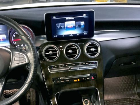 Used 2017 Mercedes-Benz GLC 300 GLC 300 image 6