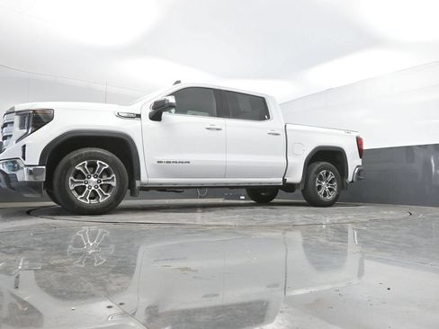 Used 2023 GMC Sierra 1500 SLE AWD/4WD image 35