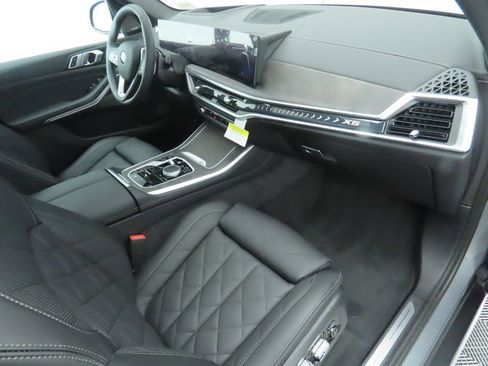 Used 2026 BMW X5 sDrive40i image 19