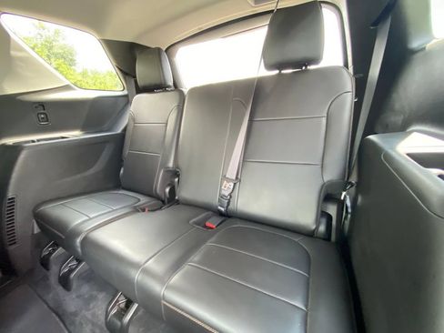 Used 2021 Chevrolet Traverse RS FWD image 35