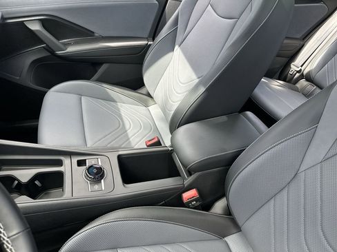 New 2026 Volkswagen Tiguan SE image 21