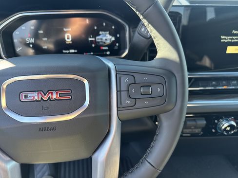 New 2026 GMC Sierra 1500 Elevation image 19