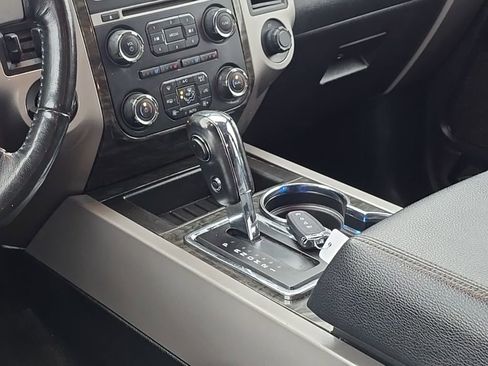 Used 2017 Ford Expedition EL Limited image 12