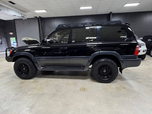 Used 2001 Toyota Land Cruiser AWD/4WD image 11