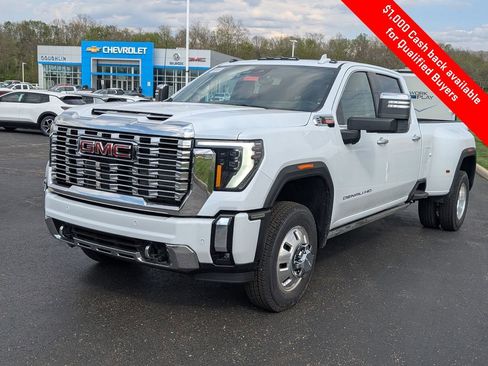 New 2026 GMC Sierra 3500 Denali w/ Denali Reserve Package image 3