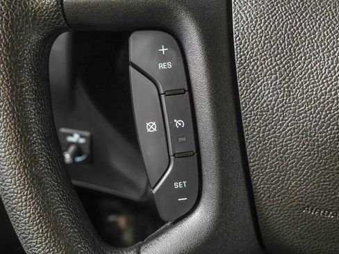 Used 2025 Chevrolet Express 3500 LT w/ LT Preferred Equipment Group RWD image 26