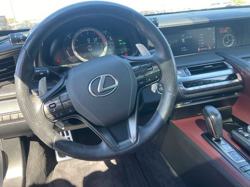 Used 2018 Lexus LC 500 Coupe w/ Sport Package image 11