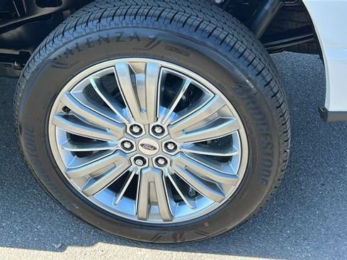 New 2026 Ford F150 Platinum w/ Equipment Group 703A Plus AWD/4WD image 6