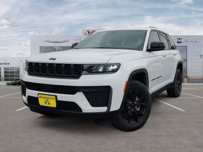 New 2026 Jeep Grand Cherokee Altitude