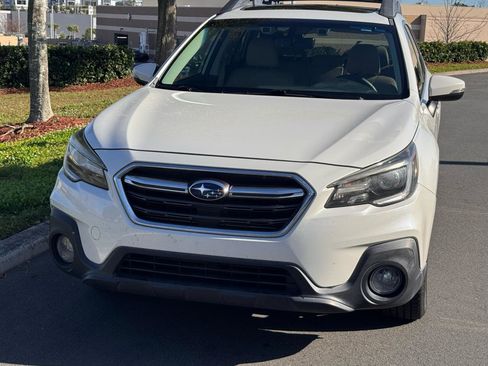 Used 2019 Subaru Outback 2.5i Limited w/ Popular Package #2 image 4