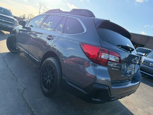 Used 2018 Subaru Outback 2.5i Premium AWD/4WD image 49