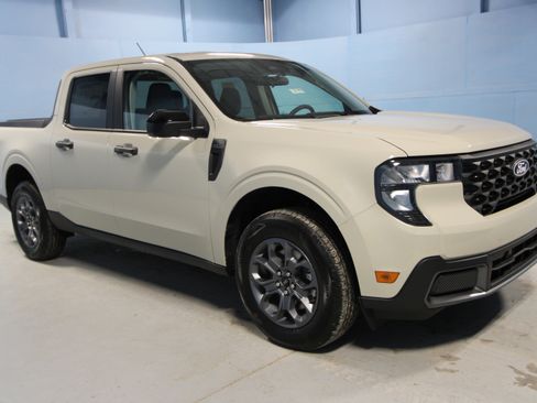 New 2025 Ford Maverick XLT w/ Equipment Group 301A image 1