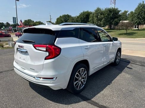 Used 2022 GMC Terrain Denali AWD/4WD image 5