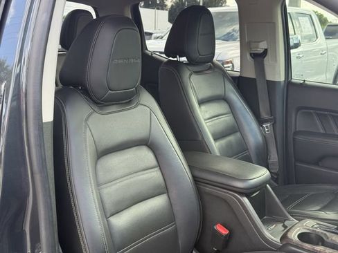 Used 2021 GMC Canyon Denali RWD image 18