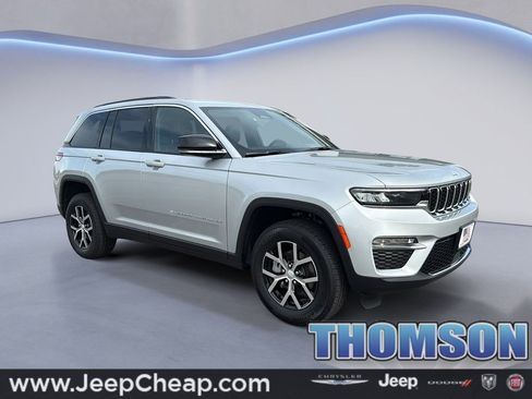 New 2025 Jeep Grand Cherokee Limited image 1