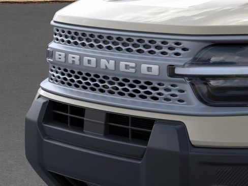New 2025 Ford Bronco Sport Big Bend w/ Convenience Package AWD/4WD image 17