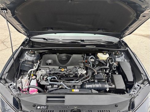 Used 2025 Toyota Camry XLE image 44