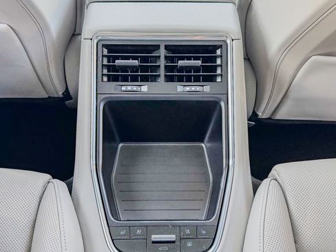 Used 2018 Porsche Panamera w/ Premium Package Plus image 26