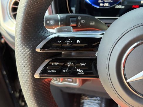Used 2025 Mercedes-Benz G 580 w/ EQ Technology image 34