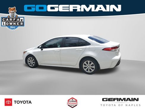 Used 2025 Toyota Corolla LE FWD image 12