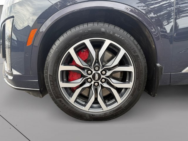 Used 2024 Cadillac XT6 Sport w/ Technology Package AWD/4WD image 9