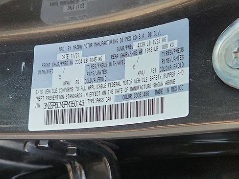 Used 2023 MAZDA MAZDA3 s AWD/4WD image 27