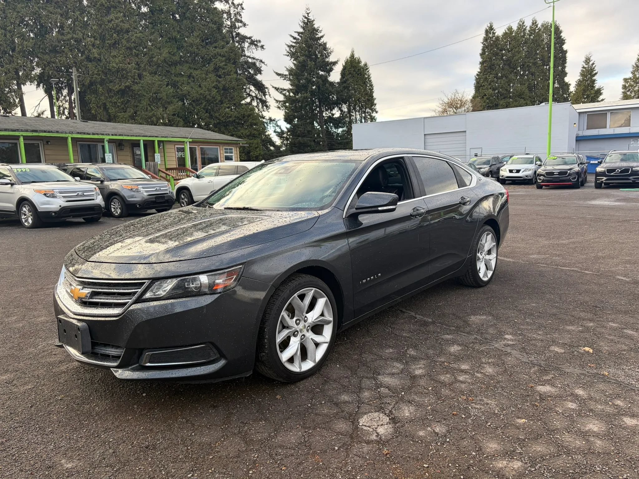 Used 2015 Chevrolet Impala LT FWD image 7