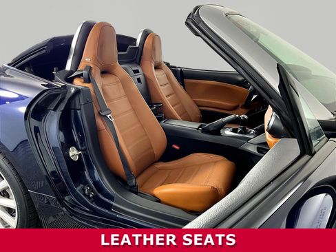 Used 2019 FIAT 124 Spider Lusso w/ Convenience Group RWD image 24