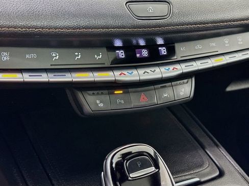 Used 2022 Cadillac XT4 Sport w/ Cold Weather Package image 15