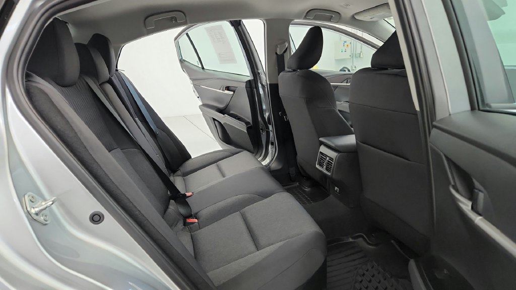 Certified 2025 Toyota Camry LE AWD/4WD image 18