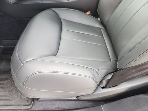 New 2026 Land Rover Range Rover Sport Dynamic SE image 17