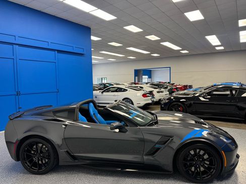 Used 2017 Chevrolet Corvette Grand Sport RWD image 6