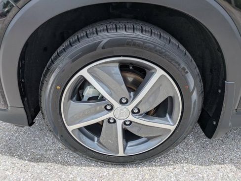 Certified 2021 Honda HR-V EX-L image 11
