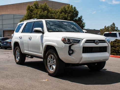 Used 2024 Toyota 4Runner SR5 Premium w/ Moonroof Package AWD/4WD image 3