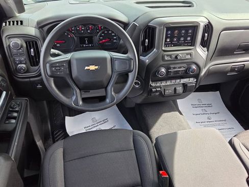 Used 2025 Chevrolet Silverado 2500 Custom w/ Custom Value Package AWD/4WD image 8