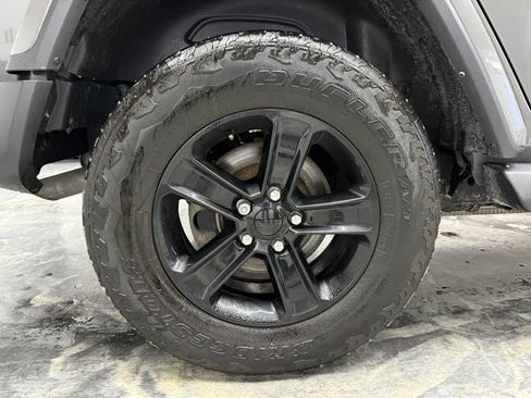 Used 2021 Jeep Wrangler Unlimited Sahara image 27