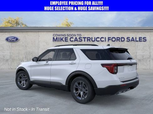 New 2026 Ford Explorer Active AWD/4WD image 4