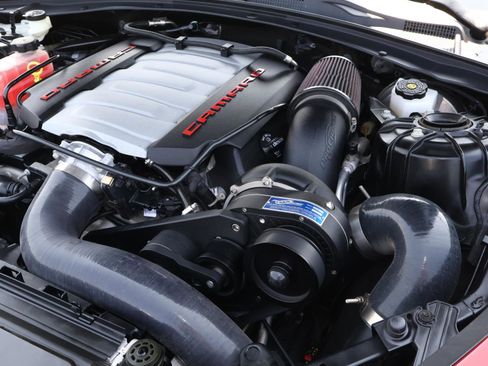 Used 2022 Chevrolet Camaro SS RWD image 22