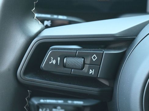 Certified 2022 Porsche 911 GT3 image 38