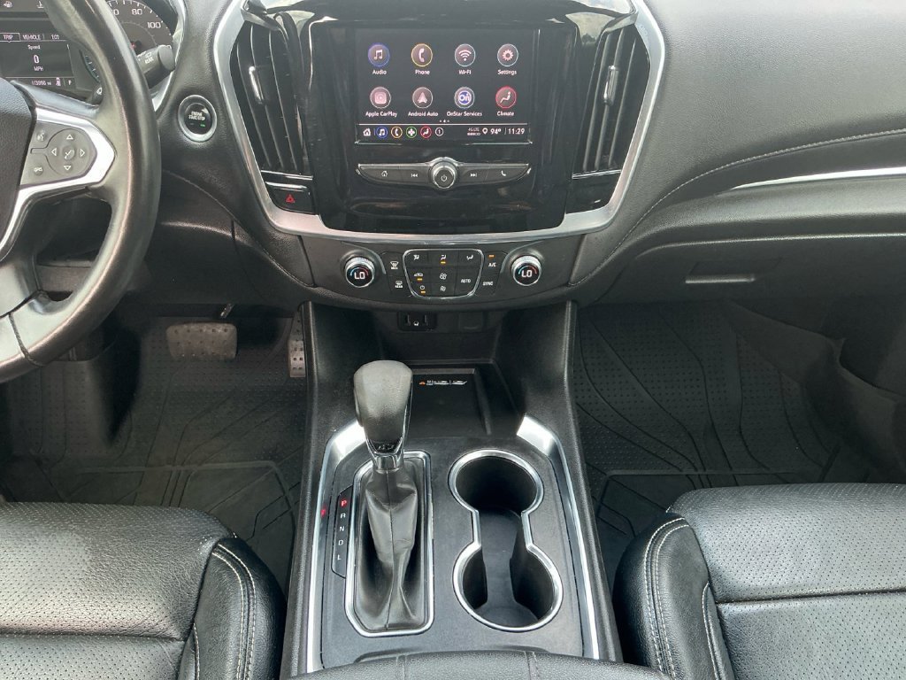 Used 2022 Chevrolet Traverse LT FWD image 20