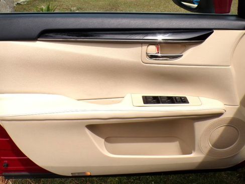 Used 2014 Lexus ES 350 FWD image 32