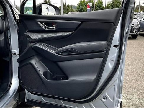 Used 2024 Subaru Ascent Premium w/ Convenience Package image 22