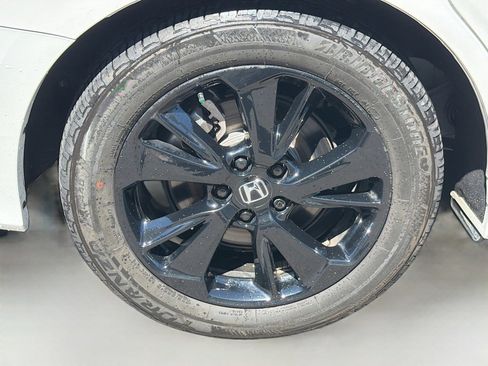 Used 2023 Honda Odyssey Sport image 9