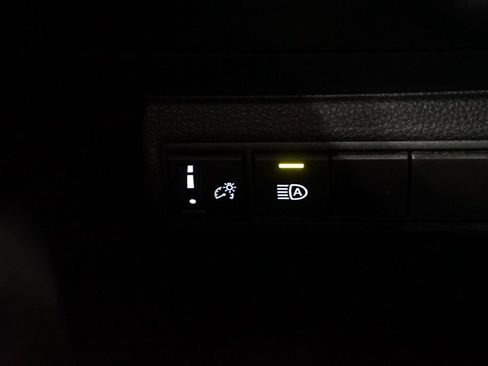 Certified 2024 Toyota Corolla LE FWD image 22