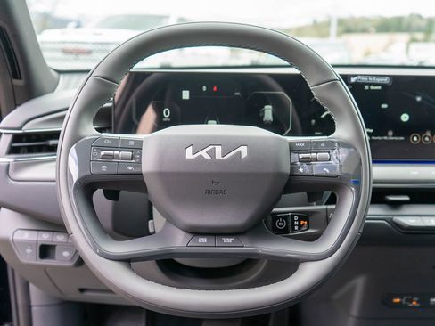 New 2026 Kia EV9 Land AWD/4WD image 17