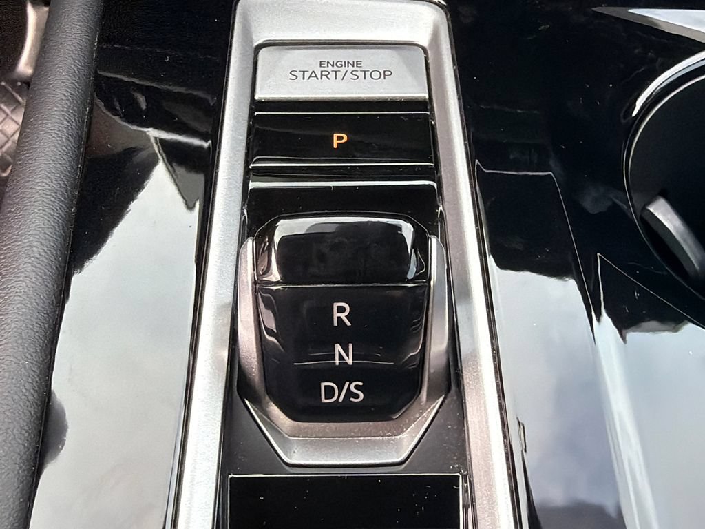 Used 2024 Volkswagen Atlas SE FWD image 32