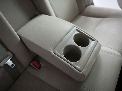 Used 2013 Toyota Prius Two FWD image 38